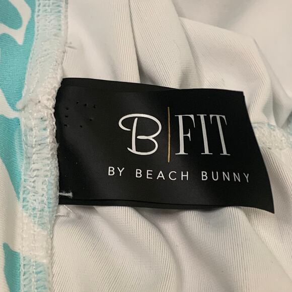 B Fit by Beach‎ Bunny Leopard Blue Leggings 6 Athleisure Sporty SPF 50+ - Picture 8 of 9